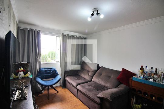 Sala  de apartamento para alugar com 2 quartos, 52m² em Santa Terezinha, São Bernardo do Campo
