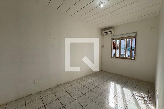 Quarto 1 de casa para alugar com 2 quartos, 94m² em Campina, São Leopoldo