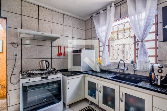 Cozinha de casa para alugar com 2 quartos, 111m² em Jardim Utinga, Santo André