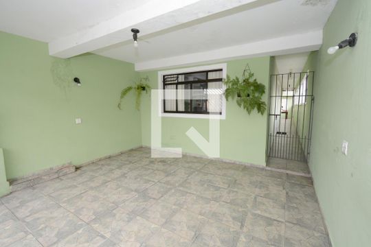 Garagem de casa à venda com 3 quartos, 110m² em Vila Campo Grande, São Paulo
