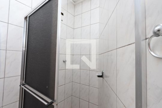 Banheiro de casa para alugar com 2 quartos, 85m² em Chácara Belenzinho, São Paulo