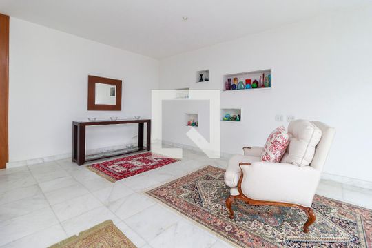 Sala de casa à venda com 4 quartos, 320m² em Brooklin, São Paulo