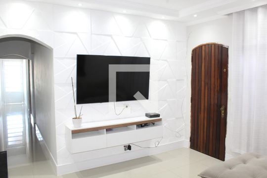 Sala de casa para alugar com 2 quartos, 100m² em Jardim do Engenho, Cotia