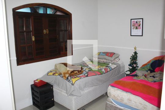 Quarto 1 de casa para alugar com 2 quartos, 100m² em Jardim do Engenho, Cotia
