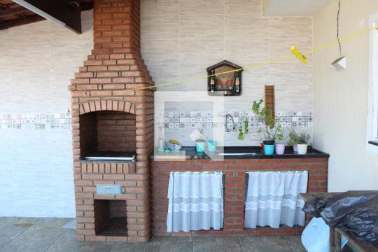 Churrasqueira de casa para alugar com 2 quartos, 100m² em Jardim do Engenho, Cotia