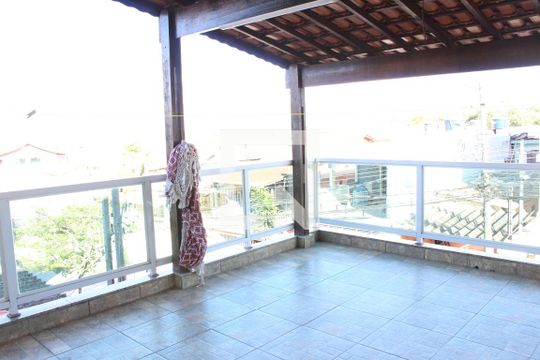 Churrasqueira de casa para alugar com 2 quartos, 100m² em Jardim do Engenho, Cotia