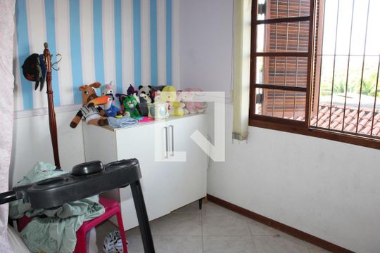 Suíte de casa para alugar com 3 quartos, 223m² em Jardim do Engenho, Cotia