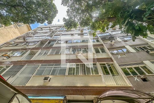Fachada do Prédio de apartamento para alugar com 1 quarto, 30m² em Flamengo, Rio de Janeiro