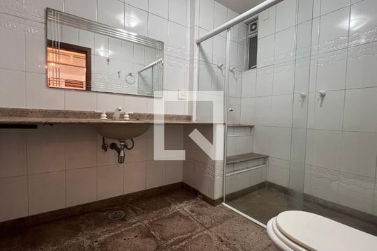 Banheiro de apartamento à venda com 2 quartos, 110m² em Paraíso, São Paulo