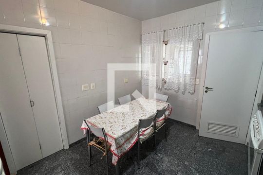 Cozinha de apartamento à venda com 2 quartos, 110m² em Paraíso, São Paulo