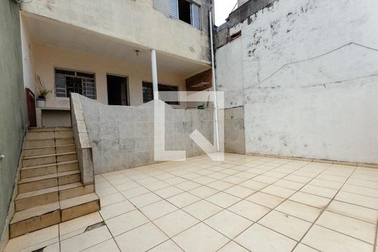 Quintal de casa à venda com 3 quartos, 150m² em Jardim Peri, São Paulo