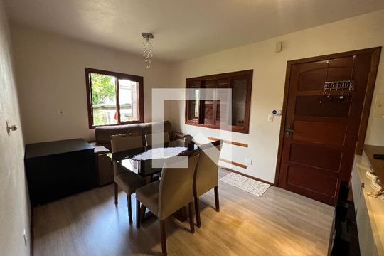 Casa para alugar com 4 quartos, 250m² em Guarani, Novo Hamburgo