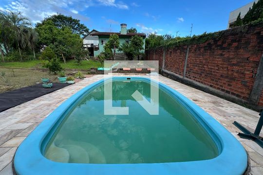 Área comum - Piscina de casa para alugar com 4 quartos, 250m² em Guarani, Novo Hamburgo