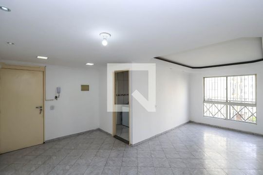 Sala de apartamento à venda com 2 quartos, 66m² em Jardim Santa Emilia, São Paulo
