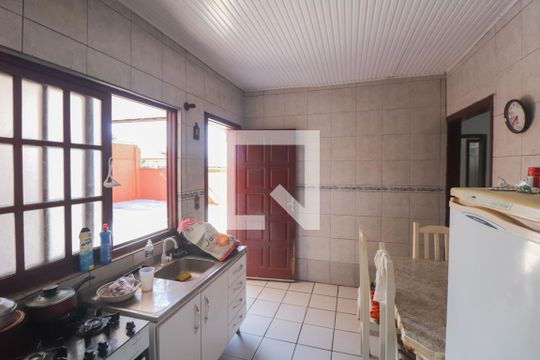 Cozinha de casa à venda com 3 quartos, 205m² em Feitoria, São Leopoldo