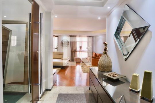 Hall de entrada de apartamento à venda com 3 quartos, 269m² em Vila Regente Feijó, São Paulo