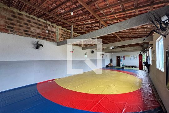 Salão (terceiro andar) de casa à venda com 4 quartos, 330m² em Vargem Grande, Rio de Janeiro