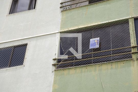 Plaquinha de apartamento à venda com 3 quartos, 89m² em Parque Amazonia, Goiânia