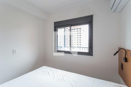 Quarto de kitnet/studio à venda com 1 quarto, 32m² em Moema, São Paulo