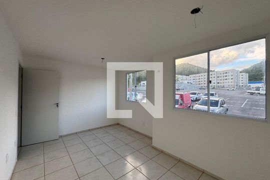 Quarto de apartamento para alugar com 1 quarto, 60m² em Vargem Grande, Rio de Janeiro