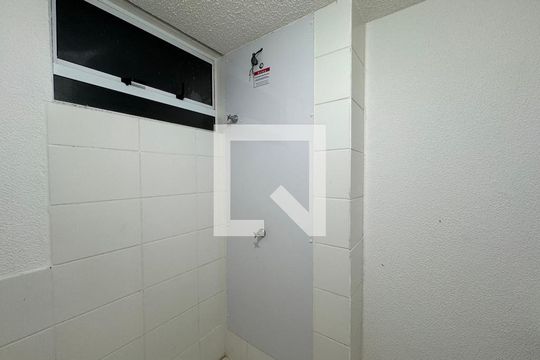 Banheiro Social de apartamento para alugar com 1 quarto, 60m² em Vargem Grande, Rio de Janeiro