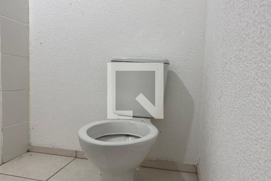 Banheiro Social de apartamento para alugar com 1 quarto, 60m² em Vargem Grande, Rio de Janeiro