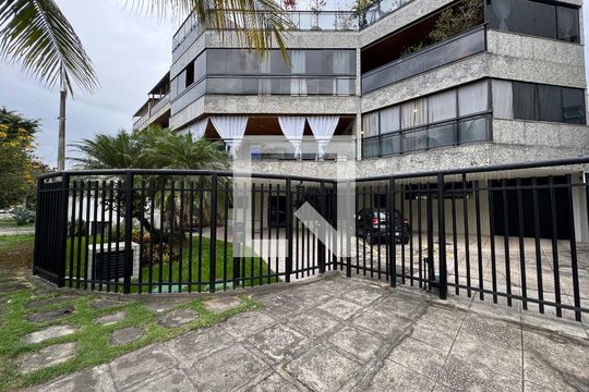 Fachada de apartamento à venda com 2 quartos, 130m² em Recreio dos Bandeirantes, Rio de Janeiro