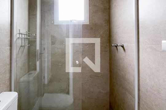 Banheiro Social de apartamento para alugar com 2 quartos, 64m² em Nova Petrópolis, São Bernardo do Campo