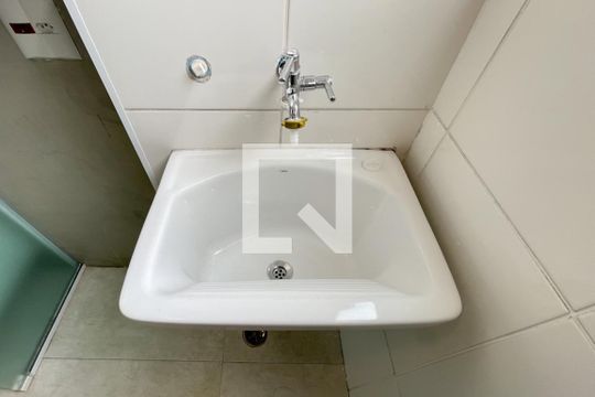 Área de Serviço de apartamento para alugar com 2 quartos, 64m² em Nova Petrópolis, São Bernardo do Campo