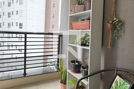 sacada da Suíte 1 de apartamento à venda com 2 quartos, 85m² em Empresarial 18 do Forte, Barueri