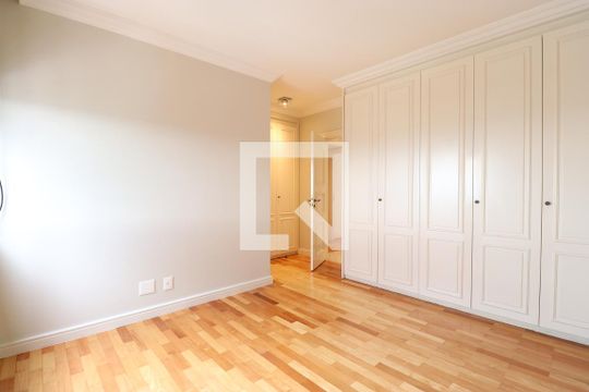 Suíte 3 de apartamento à venda com 4 quartos, 480m² em Lapa, São Paulo