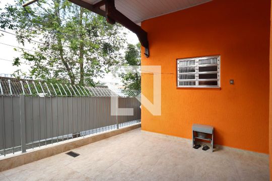 Área Externa de casa para alugar com 2 quartos, 104m² em Vila Javri, Santo André