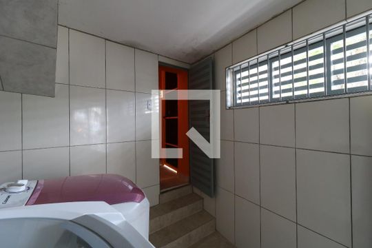 Área de Serviço de casa para alugar com 2 quartos, 104m² em Vila Javri, Santo André