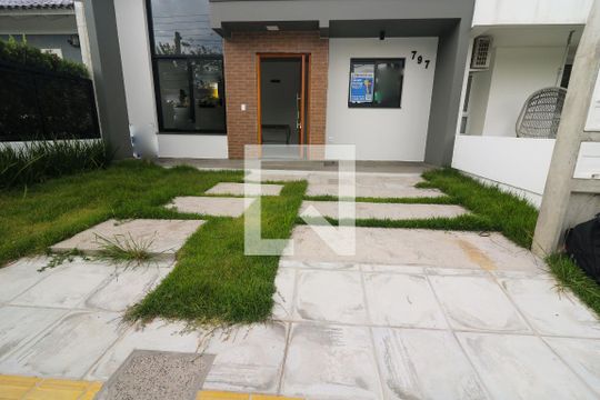 Garagem de casa de condomínio à venda com 3 quartos, 93m² em Hípica, Porto Alegre