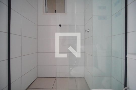 Banheiro de apartamento para alugar com 2 quartos, 56m² em Rondônia, Novo Hamburgo