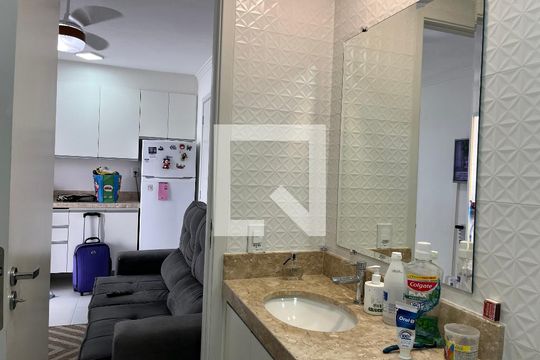 Banheiro de apartamento à venda com 1 quarto, 30m² em Lapa, São Paulo
