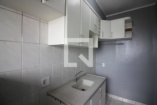 Cozinha e Área de Serviço de apartamento para alugar com 2 quartos, 55m² em Vila Planalto, São Bernardo do Campo