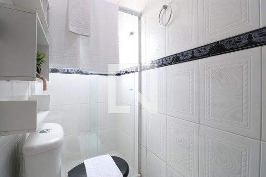 Banheiro de apartamento para alugar com 1 quarto, 40m² em Luz, São Paulo