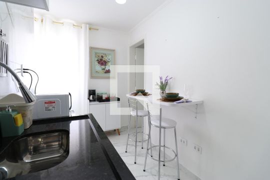 Sala/Cozinha de apartamento para alugar com 1 quarto, 45m² em Luz, São Paulo