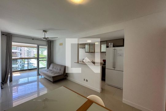 Sala de apartamento para alugar com 2 quartos, 65m² em Recreio dos Bandeirantes, Rio de Janeiro
