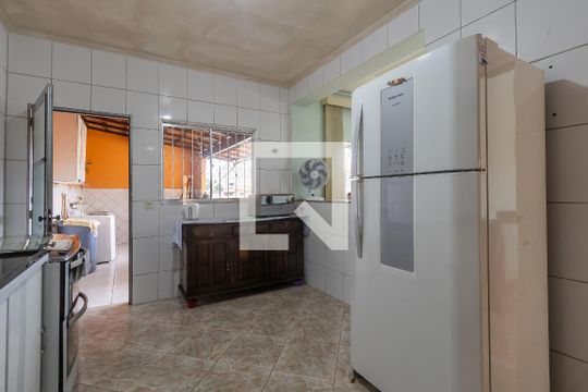 Cozinha de casa para alugar com 6 quartos, 500m² em São João Batista, Belo Horizonte