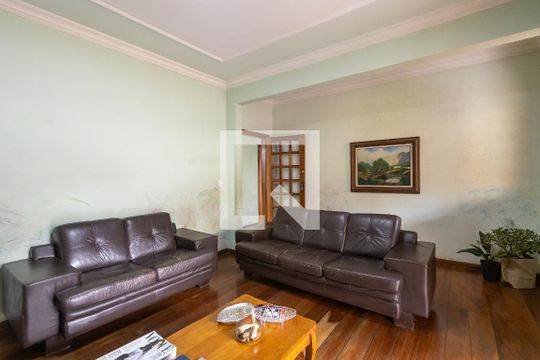 Sala de casa para alugar com 6 quartos, 500m² em São João Batista, Belo Horizonte