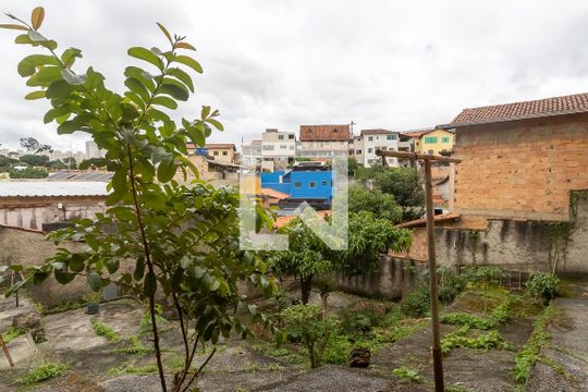 Quintal de casa para alugar com 6 quartos, 500m² em São João Batista, Belo Horizonte