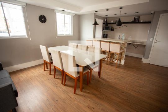 Área comum de apartamento para alugar com 1 quarto, 64m² em Lapa, São Paulo