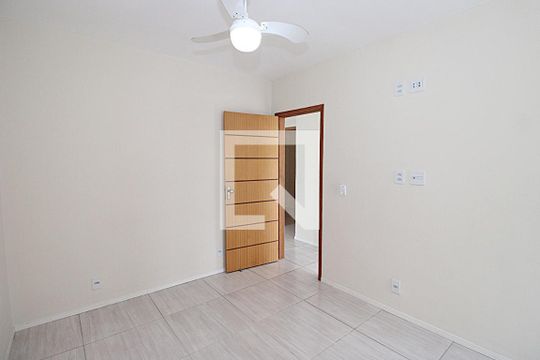 Suíte de casa para alugar com 2 quartos, 70m² em Campinho, Rio de Janeiro