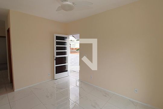 Sala de casa para alugar com 2 quartos, 70m² em Campinho, Rio de Janeiro
