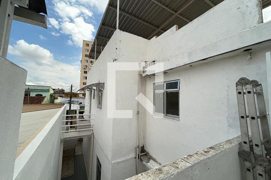 Área externa de casa para alugar com 2 quartos, 70m² em Campinho, Rio de Janeiro