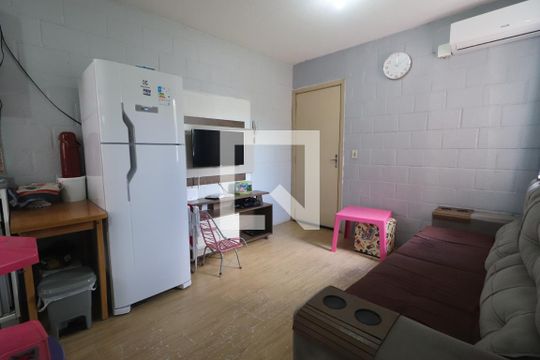 Sala de apartamento à venda com 2 quartos, 50m² em Liberdade, Novo Hamburgo