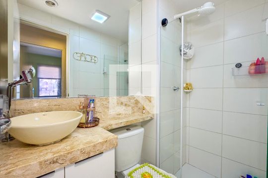 Banheiro de apartamento para alugar com 2 quartos, 34m² em Mooca, São Paulo