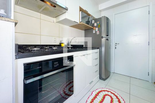 Cozinha de apartamento para alugar com 2 quartos, 34m² em Mooca, São Paulo